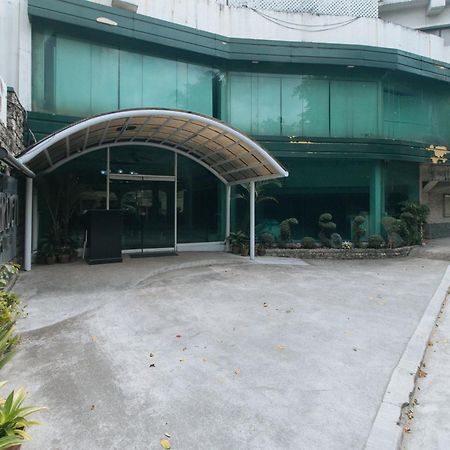 Garden Plaza Hotel Manille Extérieur photo