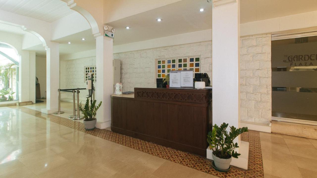 Garden Plaza Hotel Manille Extérieur photo